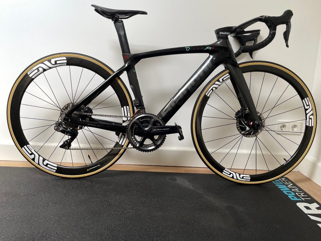 Bianchi Oltre XR4 Disc – Dura-Ace Di2 – ENVE 3.4 – maat 47, 28 inch, Gebruikt, Carbon, Minder dan 49 cm