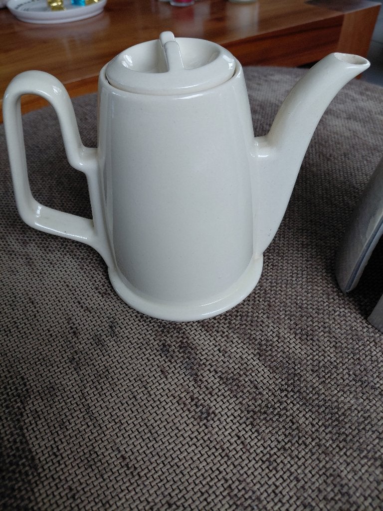 Antieke theepot met warmhoudkap, Ophalen of Verzenden