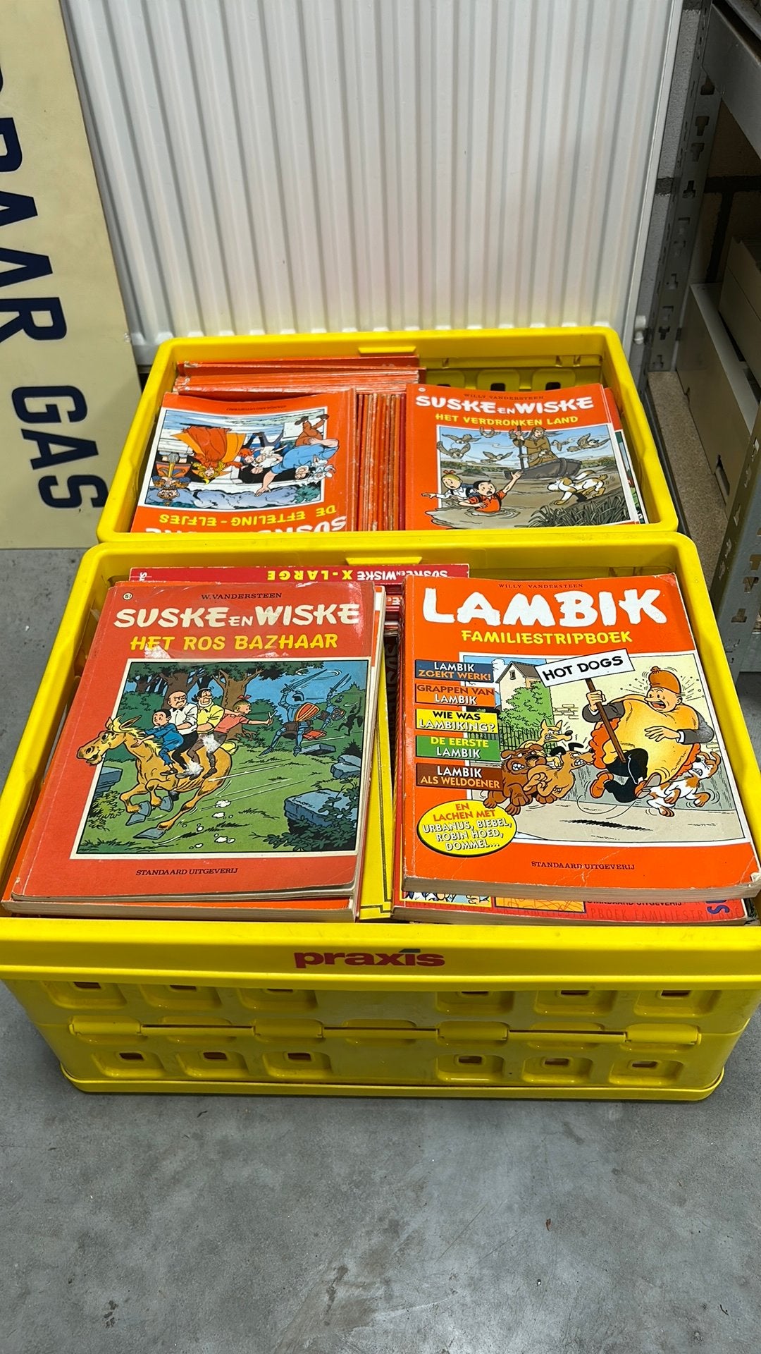 2 volle kisten Suske en Wiske., Boeken, Eén stripboek, Ophalen, Zo goed als nieuw