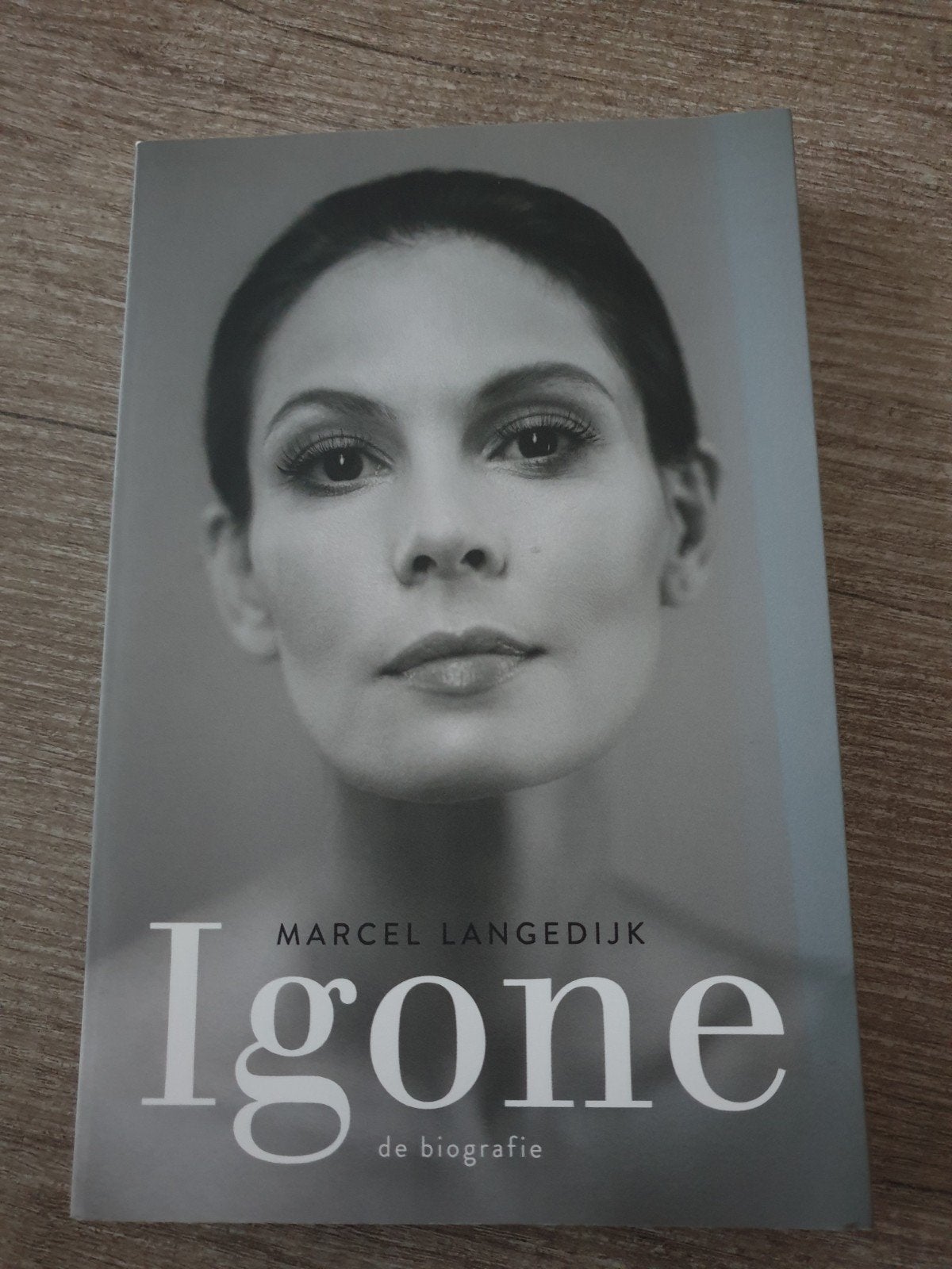 Igône: De biografie van Marcel Langedijk, Ophalen of Verzenden, Gelezen, Marcel Langedijk, Overige