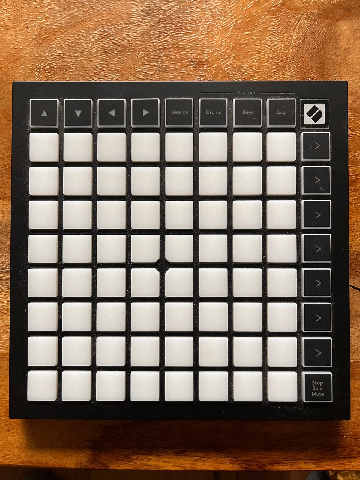Zgan Novation Launchpad Mini MIDI Controller, Muziek en Instrumenten, Ophalen, Novation, Overige aantallen, Zo goed als nieuw