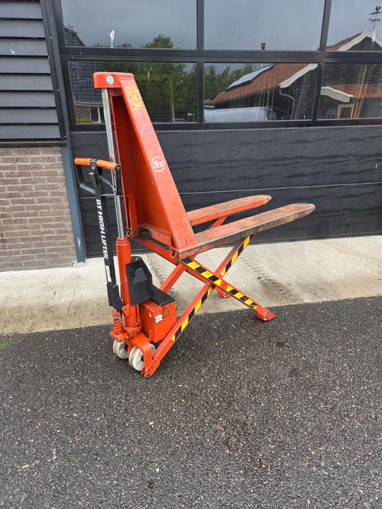 BT palletwagen hoogheffer, Gebruikt, 100 liter of meer, Ophalen of Verzenden, BT