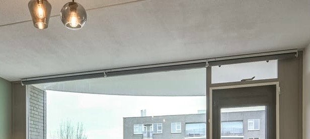 Rolgordijnen elektrisch, Ophalen, Inclusief montageonderdelen, Gebruikt, Rolgordijn