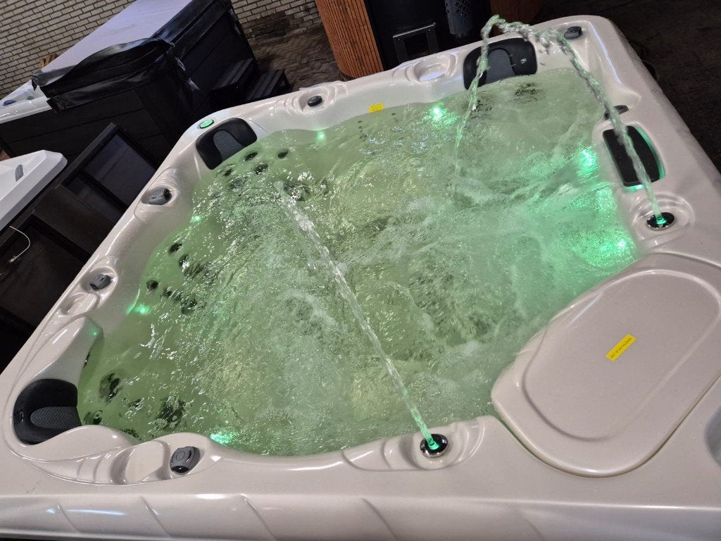 HERFSTACTIE SPA SHOWROOM MODELLEN MET KORTING, Ophalen of Verzenden, Nieuw, Afdekzeil, Vast