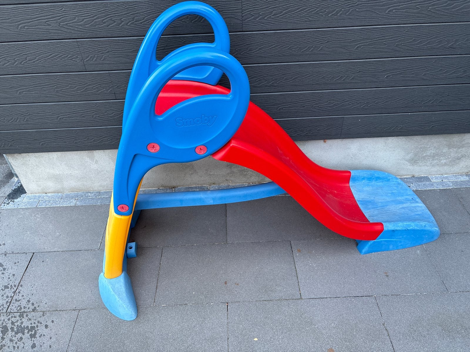 Smoby Glijbaan - Kleurrijk en Compact Speelplezier, Ophalen, Gebruikt, Glijbaan