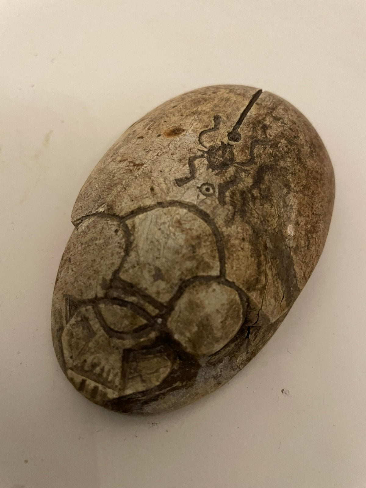 Vintage Egyptische Scarabee - handgesneden hardsteen -9,5 cm, Antiek en Kunst, Natuurlijk materiaal, Handgemaakt, Ophalen of Verzenden