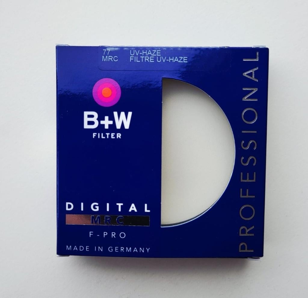 Te Koop: UV-filter 77mm - B+W MRC F-PRO., Audio, Tv en Foto, Fotografie | Filters, Ophalen, B&W, UV-filter, Zo goed als nieuw
