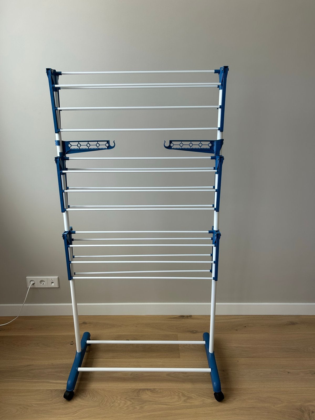Wasrek op Wieltjes, Ophalen, Nieuw, Wasrek