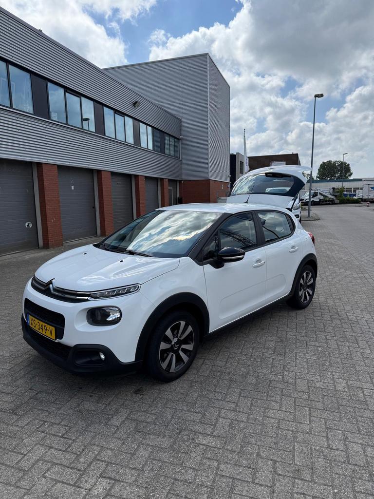 Citroën C3 1.2 Puretech 82pk 2018 Wit, Auto's, Citroën, 450 kg, 40 €/maand, Zwart, 1199 cc