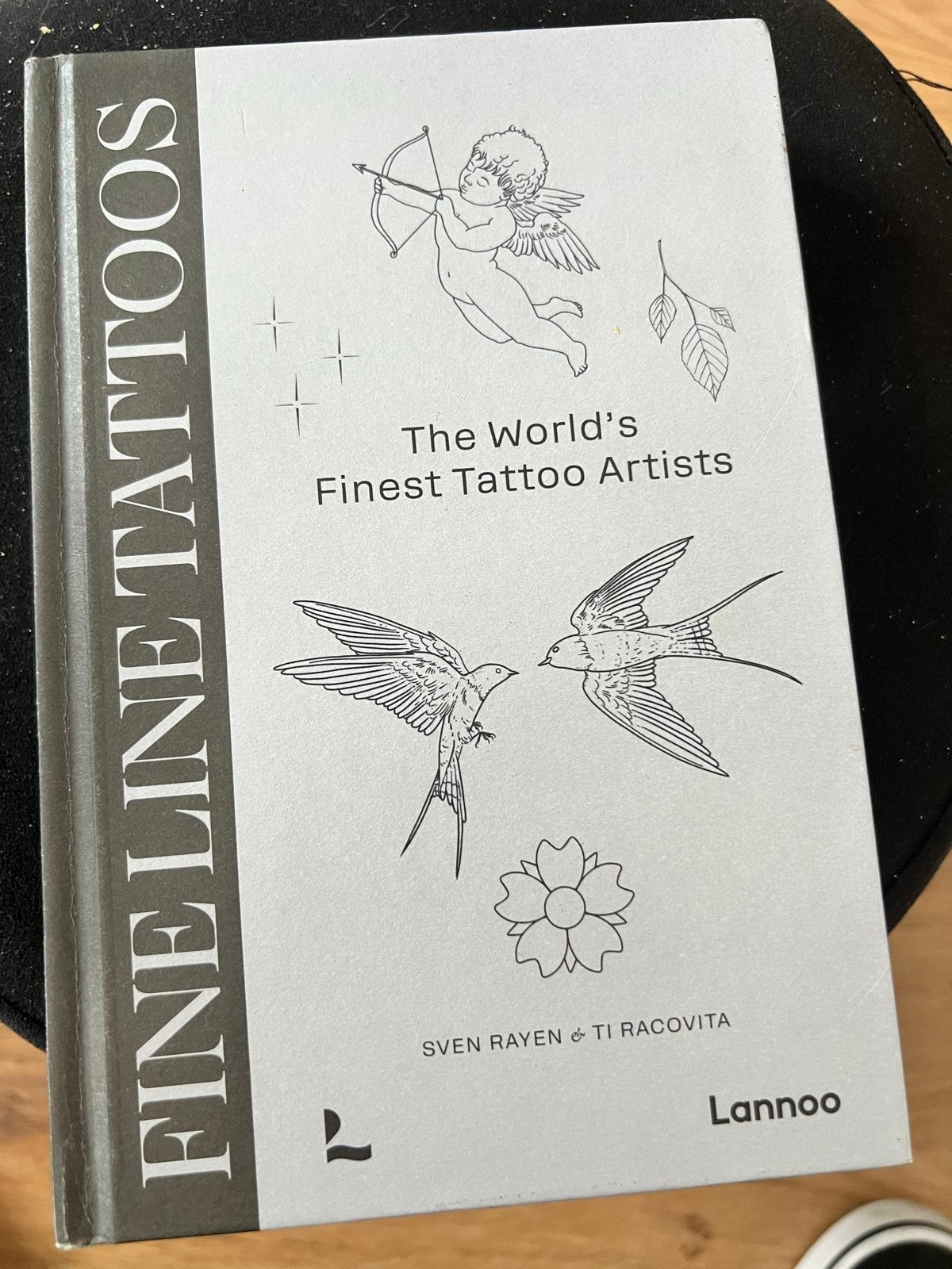 Fine Line Tattoos: The World's Finest Tattoo Artists, Ophalen of Verzenden, Zo goed als nieuw, Europa overig
