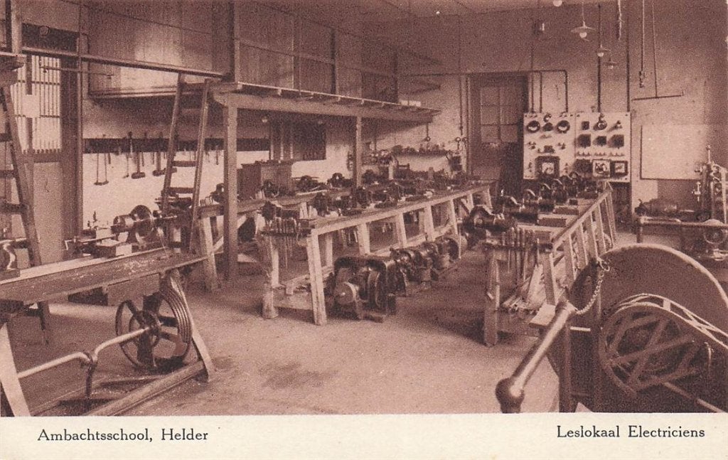 702-494-001 Ambachtsschool Den Helder Leslokaal Electricien, Verzenden, Voor 1920, Noord-Holland