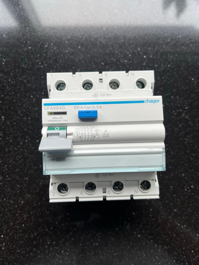 Hager CFA684G Aardlekschakelaar 4P 100A 300mA, Ophalen of Verzenden, Nieuw