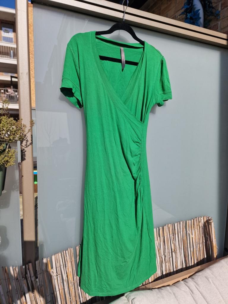 Prachtige groene A-lijn jurk van Klaes en Myra's, maat S, Klaes en Myra's, Ophalen of Verzenden, Zo goed als nieuw, Maat 36 (S)