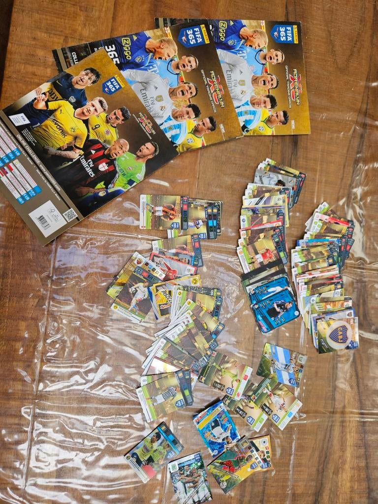 FIFA 365 Adrenalyn XL voetbalplaatjes collectie kaartjes, Ophalen of Verzenden, Gebruikt, Buitenlandse clubs, Spelerskaart