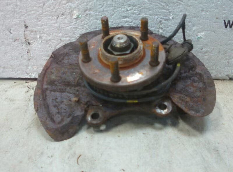 WIELNAAF LINKS VOOR Volvo 960 I Estate (01-1990/01-1997), Gebruikt, Info@volvocars.com, Ophalen of Verzenden, Volvo