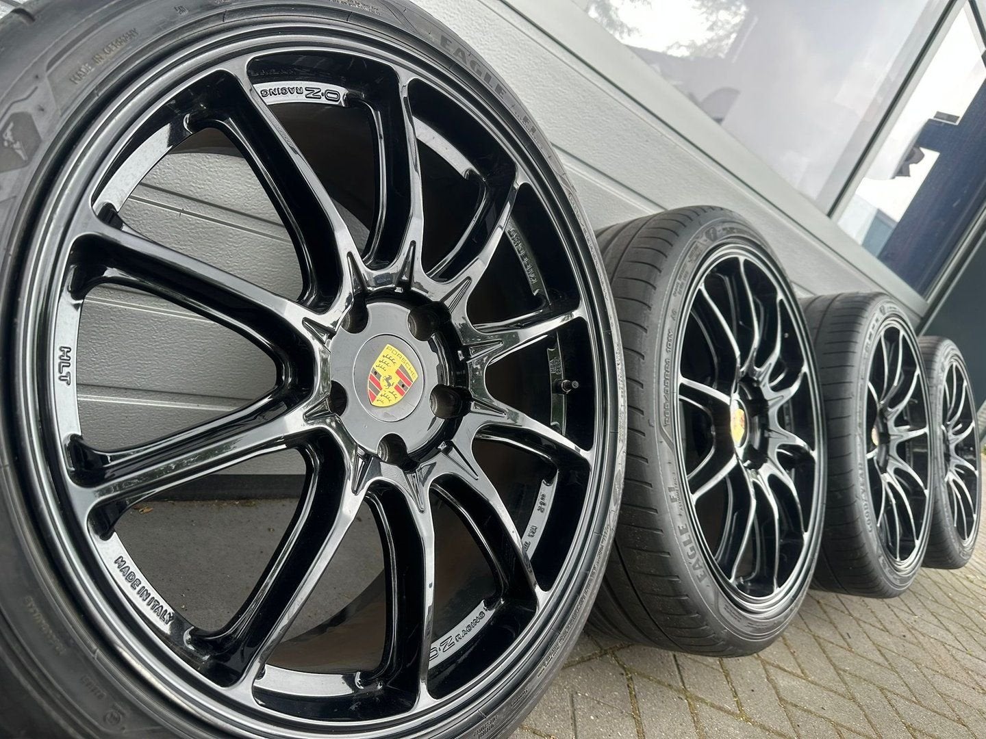 21 inch OZ Racing Porsche Taycan Panamera 971 velgen banden, Gebruikt, -, -, Banden en Velgen