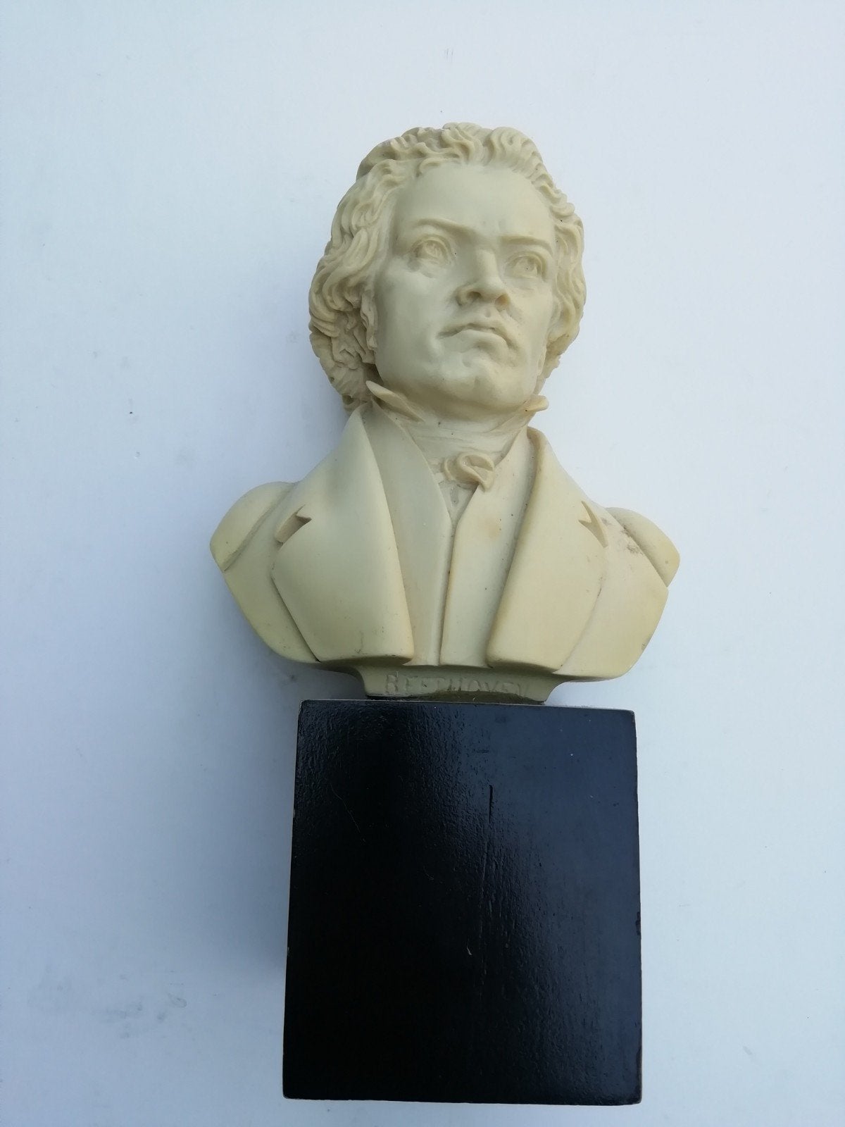 Buste Ludwig van Beethoven - Gips op zwarte sokkel, Ophalen of Verzenden