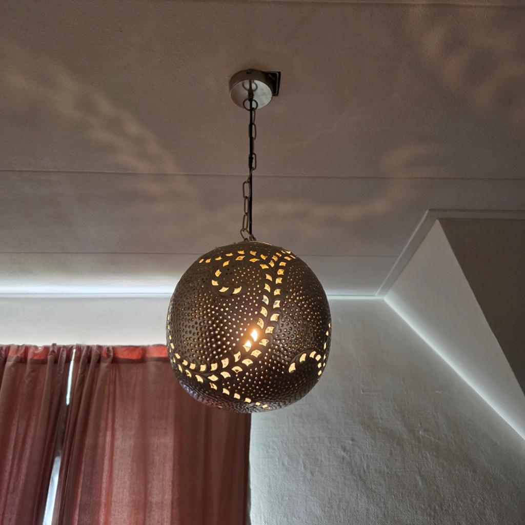 Zenza filigrain hanglamp - Oosterse sfeer, Huis en Inrichting, Lampen | Hanglampen, Ophalen of Verzenden, Gebruikt, Metaal, Oosters, Bohemien, Oriëntaals