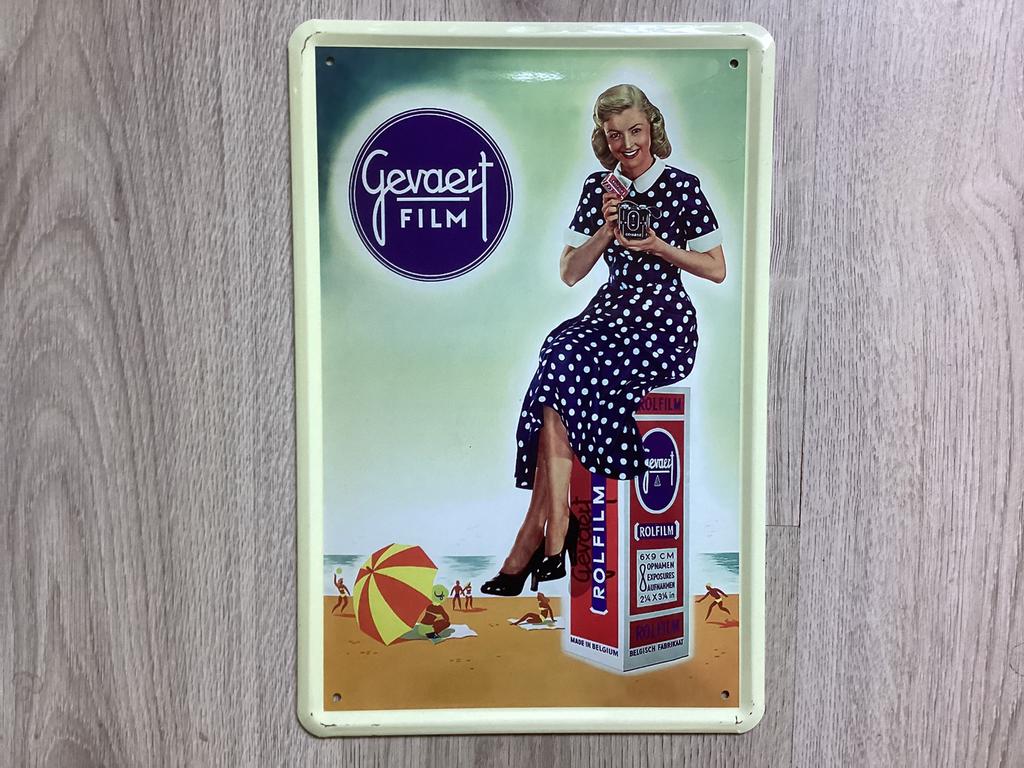 Vintage GEVAERT FILM reclame bord (geen emaille) € 0,00, Verzamelen, Ophalen of Verzenden, Zo goed als nieuw, Reclamebord