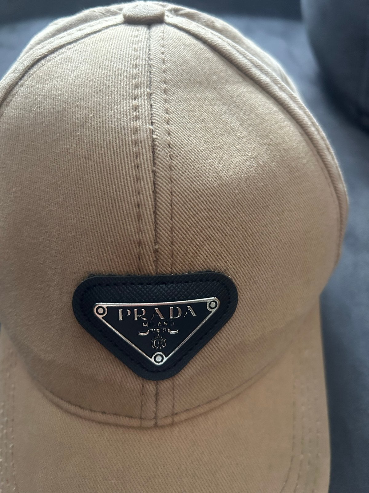 Originele Prada Pet - Beige, Kleding | Dames, Hoeden en Petten, Ophalen of Verzenden, Gedragen, One size fits all, Pet