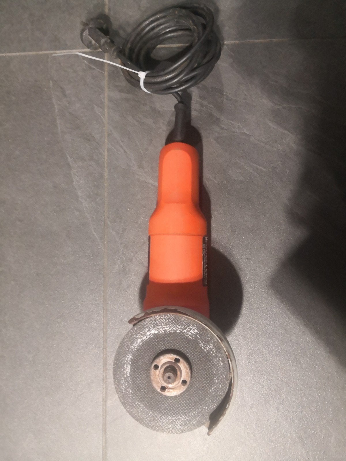 Black & Decker KG915 Haakse Slijpmachine 900W, Ophalen of Verzenden, Gebruikt, 700 tot 1000 watt, Haakse handslijpmachine