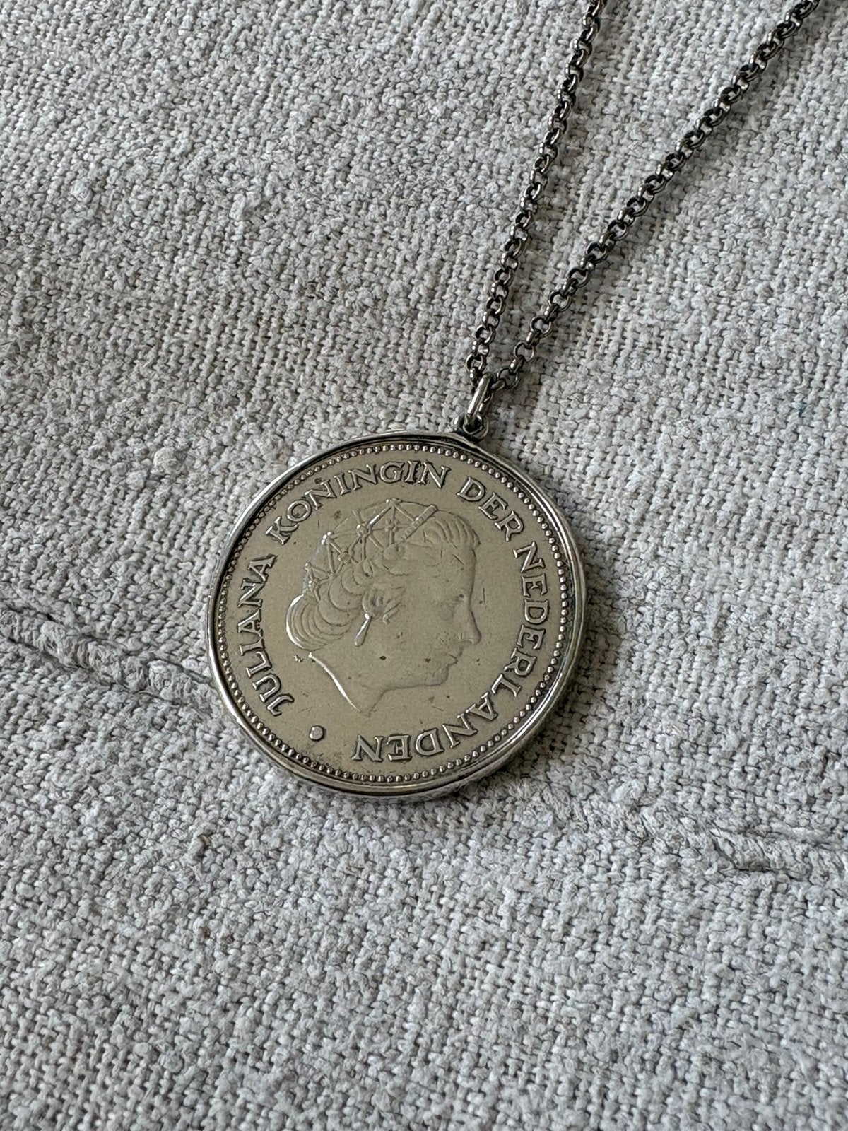 Vintage Zilveren Hanger met 10 Gulden Munt 1970, Verzenden, Zo goed als nieuw, Zilver