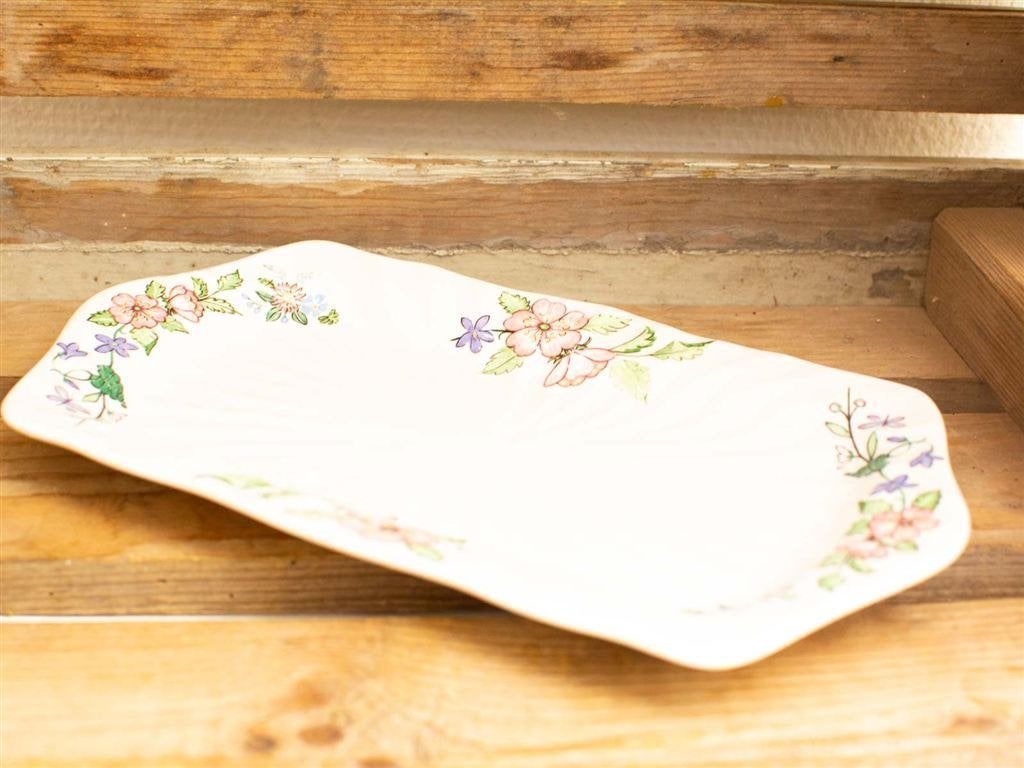 sprinf fields schaal 31744, Gebruikt, Ophalen of Verzenden, Bord(en), Wedgwood