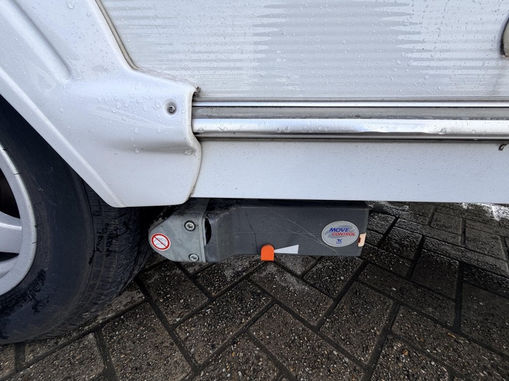 Swift Challenger 460 Wc, Douche, enkel bedden, Caravans en Kamperen, Ringverwarming, Bedrijf, 4 tot 5 meter, Swift