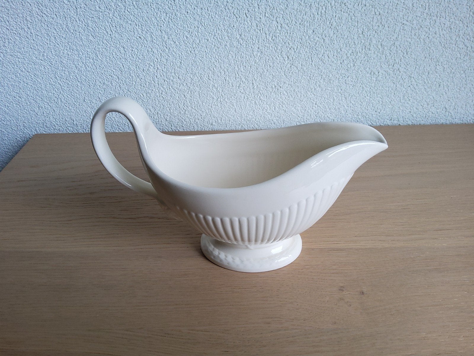 Sauskom Wedgwood Edme, Ophalen of Verzenden, Zo goed als nieuw, Aardewerk, Kom(men)