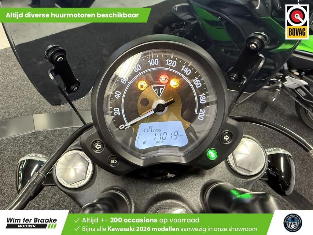Triumph Bonneville Bobber (bj 2018) 11,019 km, Motoren, Motoren | Triumph, 2 cilinders, Bedrijf, Onbekend, Meer dan 35 kW