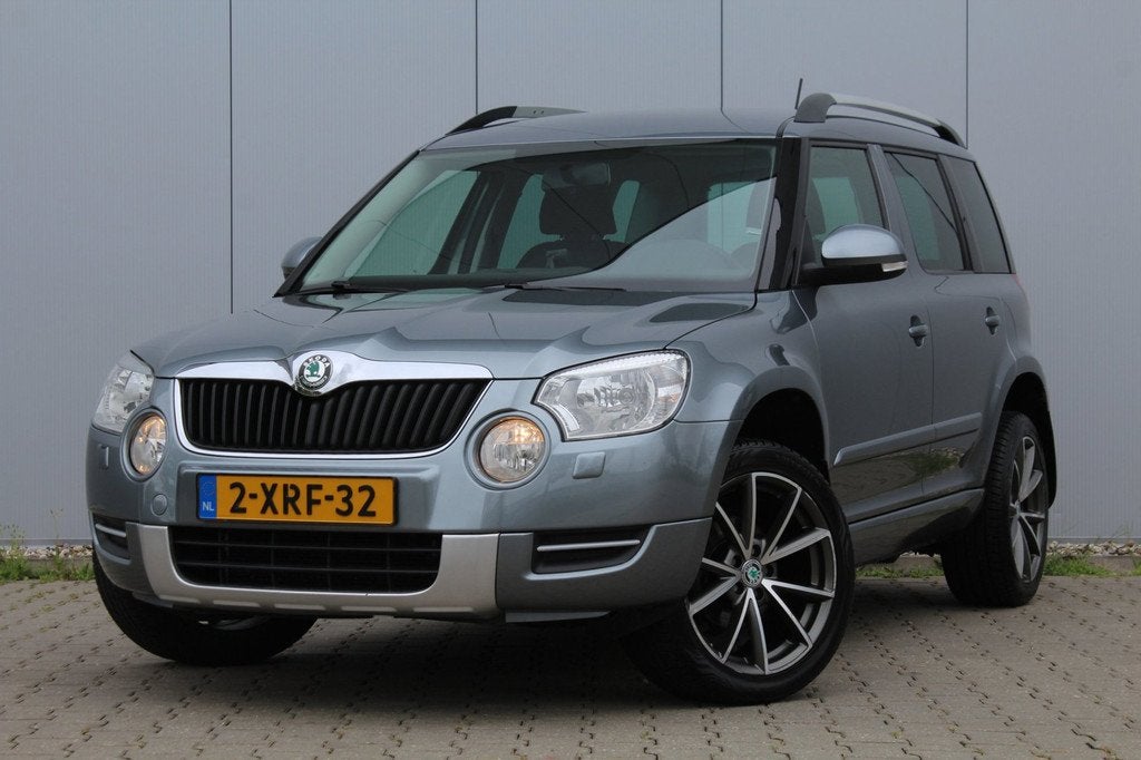 Skoda Yeti 1.2 TSI Ambition | Automaat | Stoelverwarming | N, Auto's, Skoda, Euro 5, Gebruikt, 680 kg, 4 cilinders