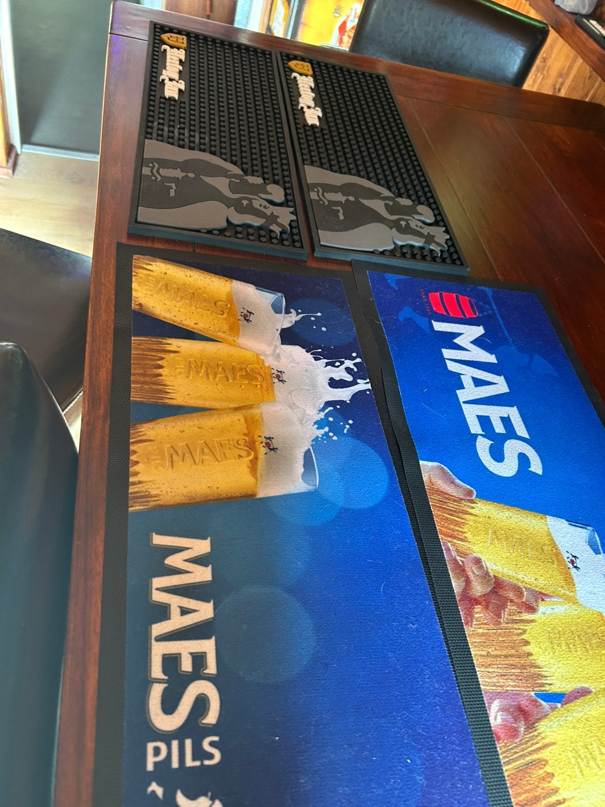 4 barmatjes 2 Maes Pils barmatten en 2 hertog jan barmatten, Ophalen of Verzenden, Gebruikt, Gebruiksvoorwerp