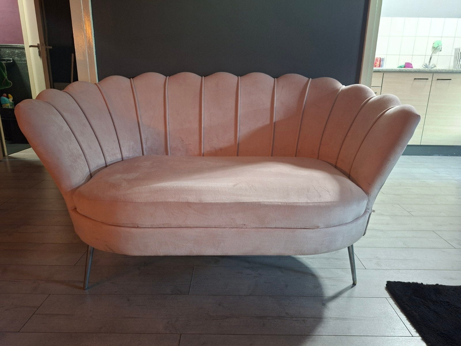 Roze schelp bankje - Zo goed als nieuw, Ophalen, Overige kleuren, Zo goed als nieuw, Metaal