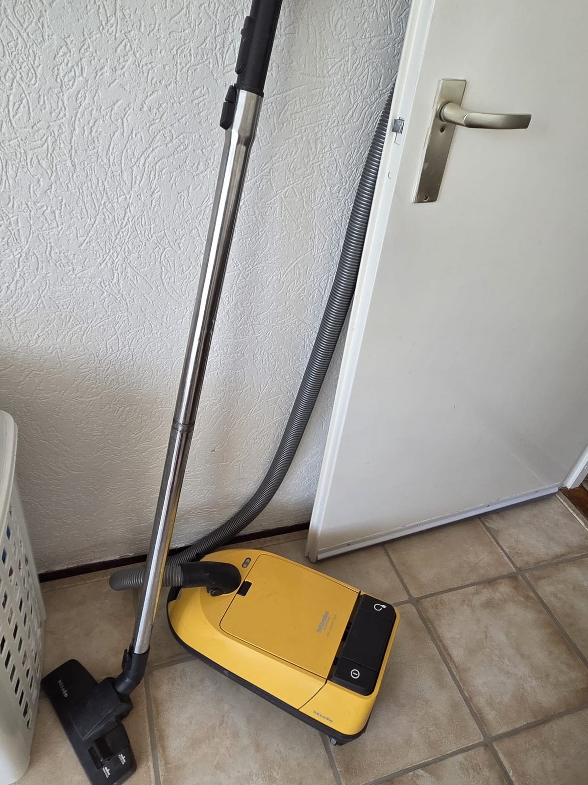 Miele stofzuiger, Witgoed en Apparatuur, Stofzuigers, Stofzak, Gebruikt, Ophalen of Verzenden, Miele