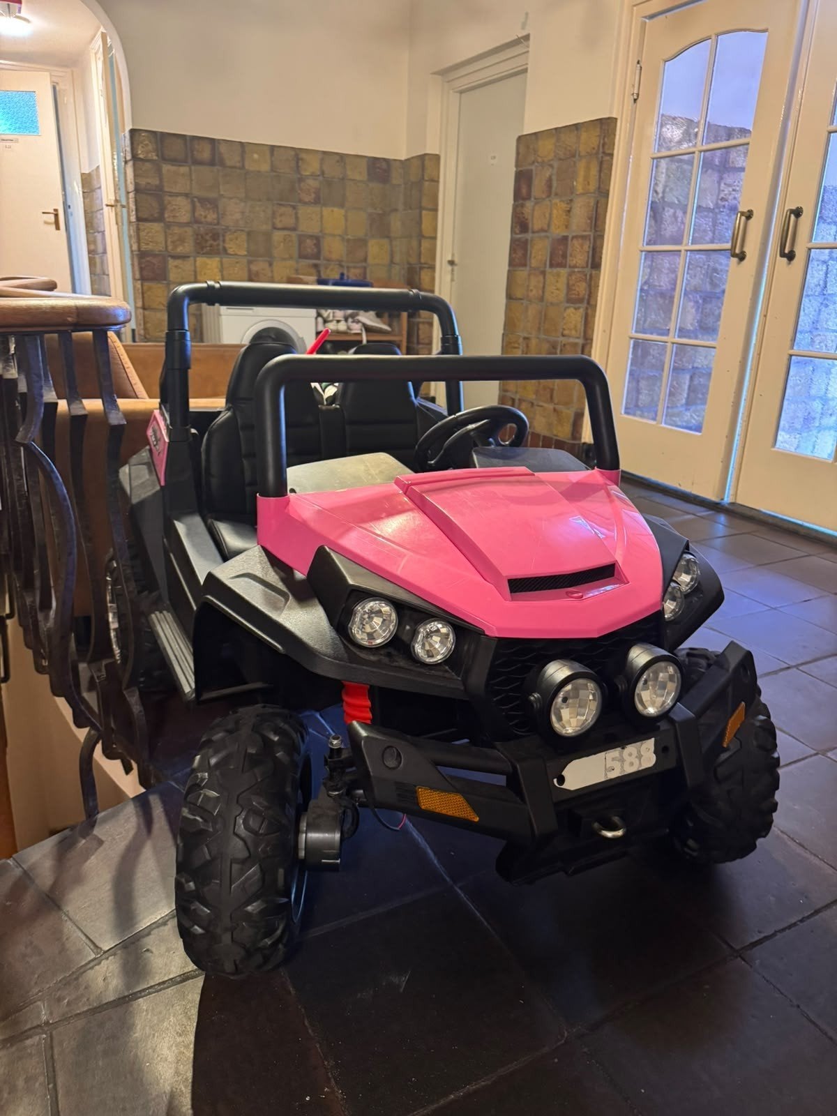 Roze elektrische kinderauto - Zo goed als nieuw, Zo goed als nieuw