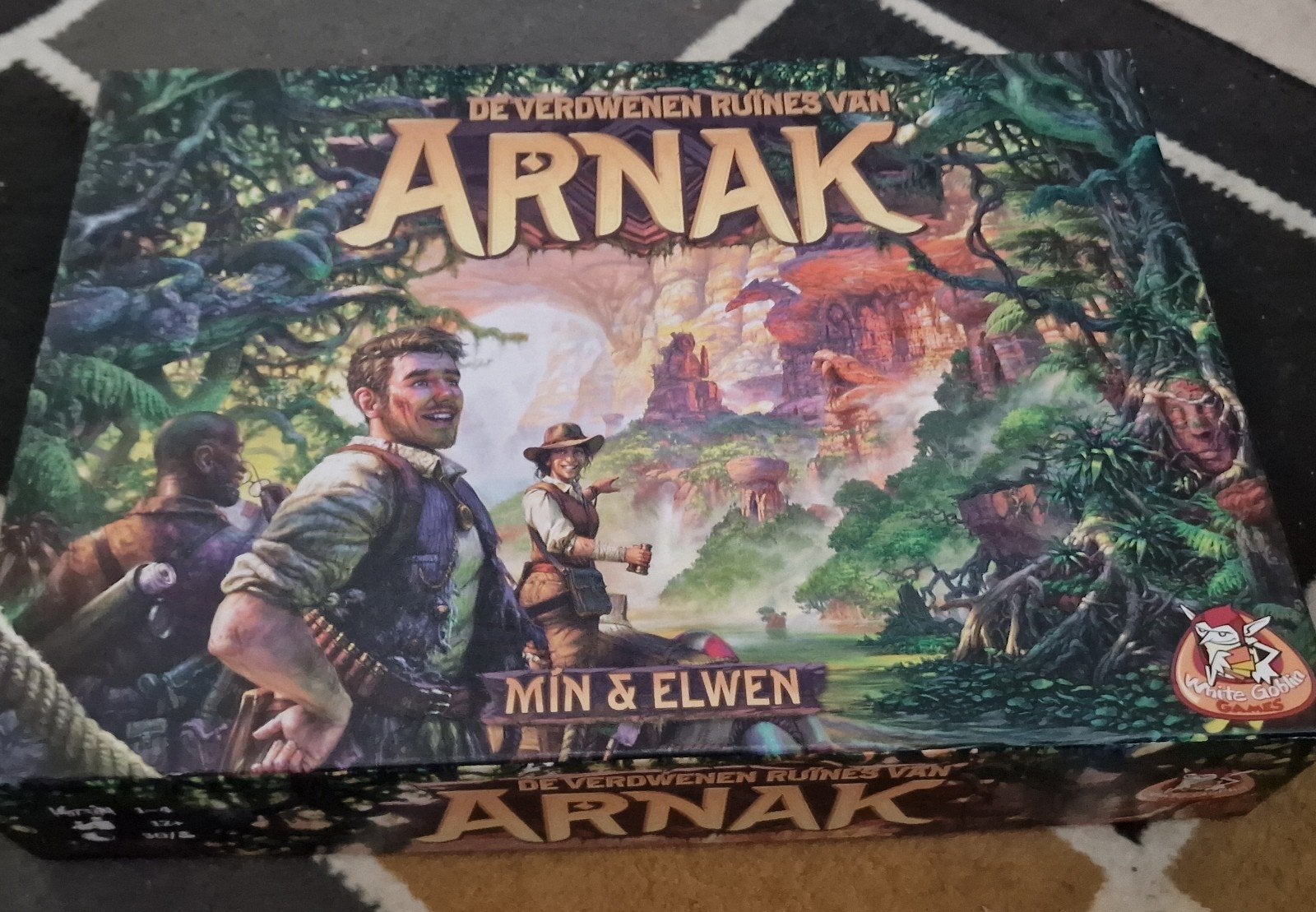 De Verdwenen Ruïnes van Arnak - Bordspel, Ophalen of Verzenden, Zo goed als nieuw