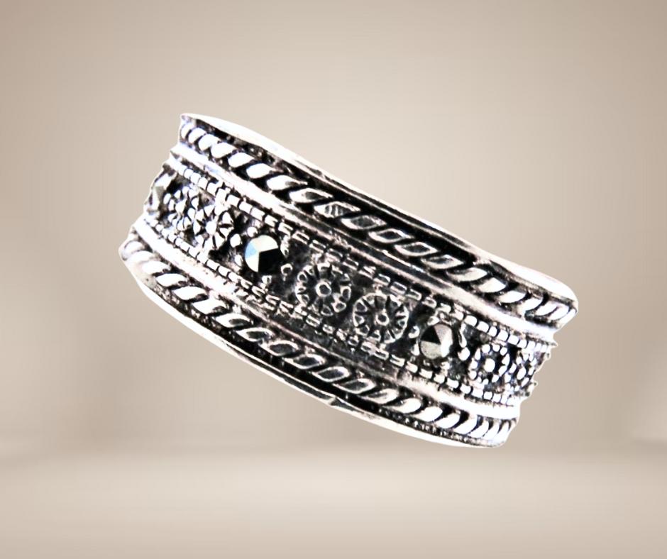 Brede vintage 925 zilveren markasiet bandring M17/17,5, Sieraden, Tassen en Uiterlijk, Ringen, Verzenden, Zo goed als nieuw, X