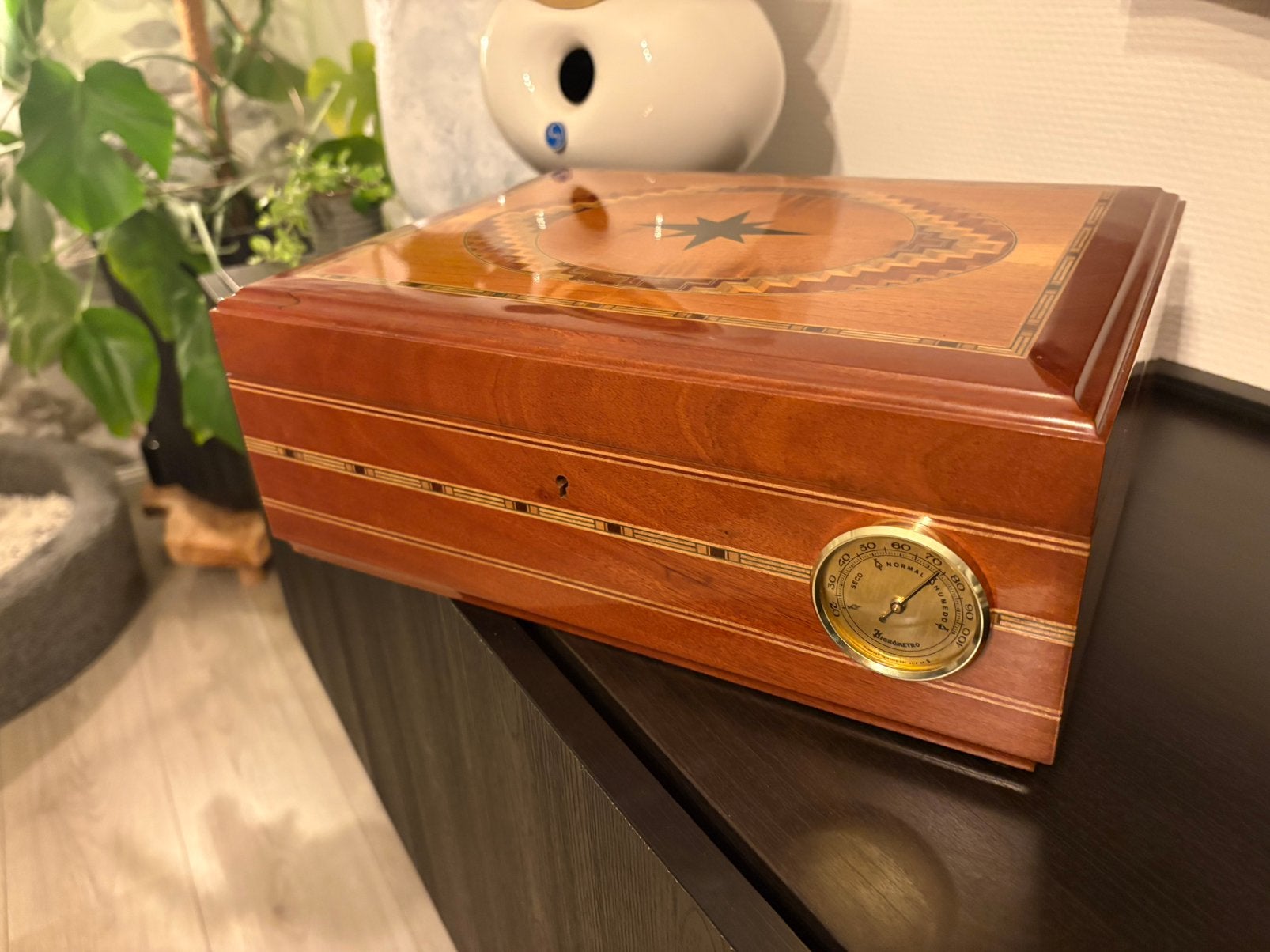 Sigaren Humidor met fijn Inlegwerk zeer exclusief, Ophalen of Verzenden, Zo goed als nieuw