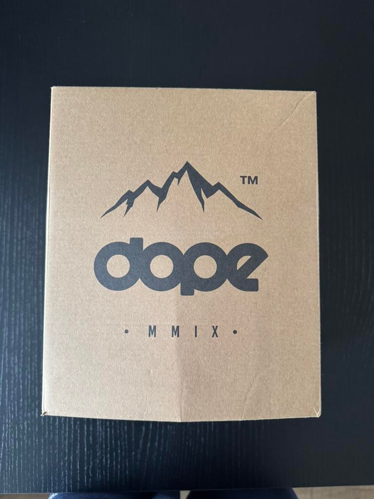 Dope snowboard helm NIEUW!, Kleding | Heren, Wintersportkleding, Ophalen of Verzenden, Nieuw, Overige maten, Overige typen
