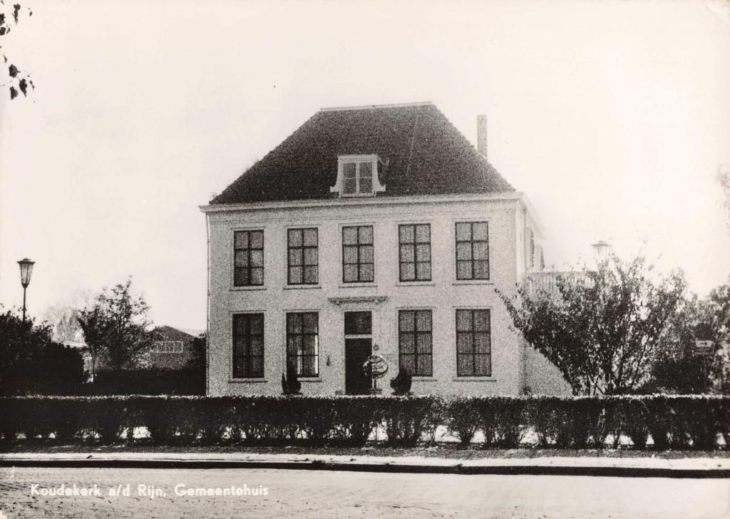 Koudekerk a/d Rijn Gemeentehuis AT341, Verzamelen, Ophalen, 1960 tot 1980, Ongelopen, Zuid-Holland