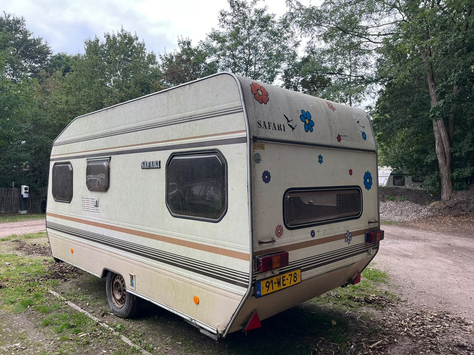 Caravan met KENTEKEN - Wilk Safari  (gebruikt), 750 - 1000 kg, Wilk, Tot en met 4, Overige