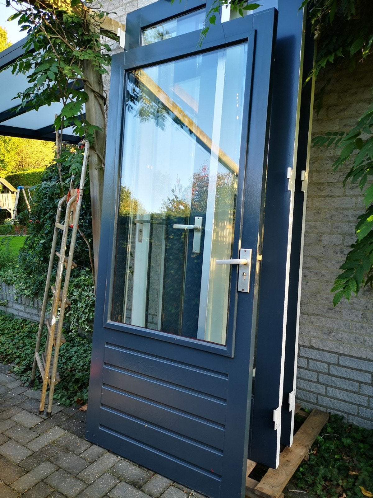 Buitendeur hardhout  met dubbel  glas en handvat -, Ophalen, Gebruikt, 80 tot 100 cm, Buitendeur