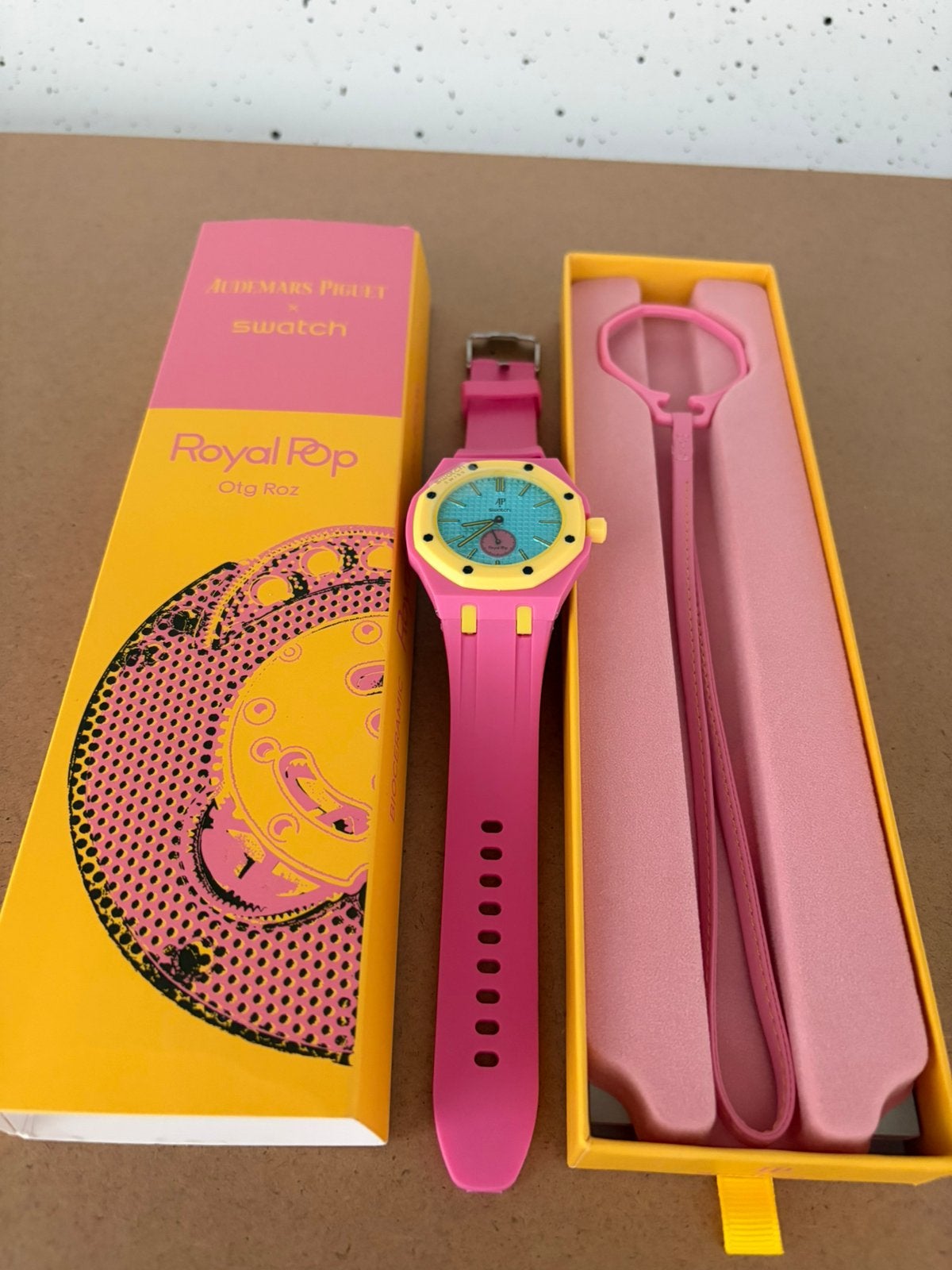 Swatch  Audemars Piguet Royal Pop “Otg Roz, Overige merken, Overige materialen, Polshorloge, Overige materialen
