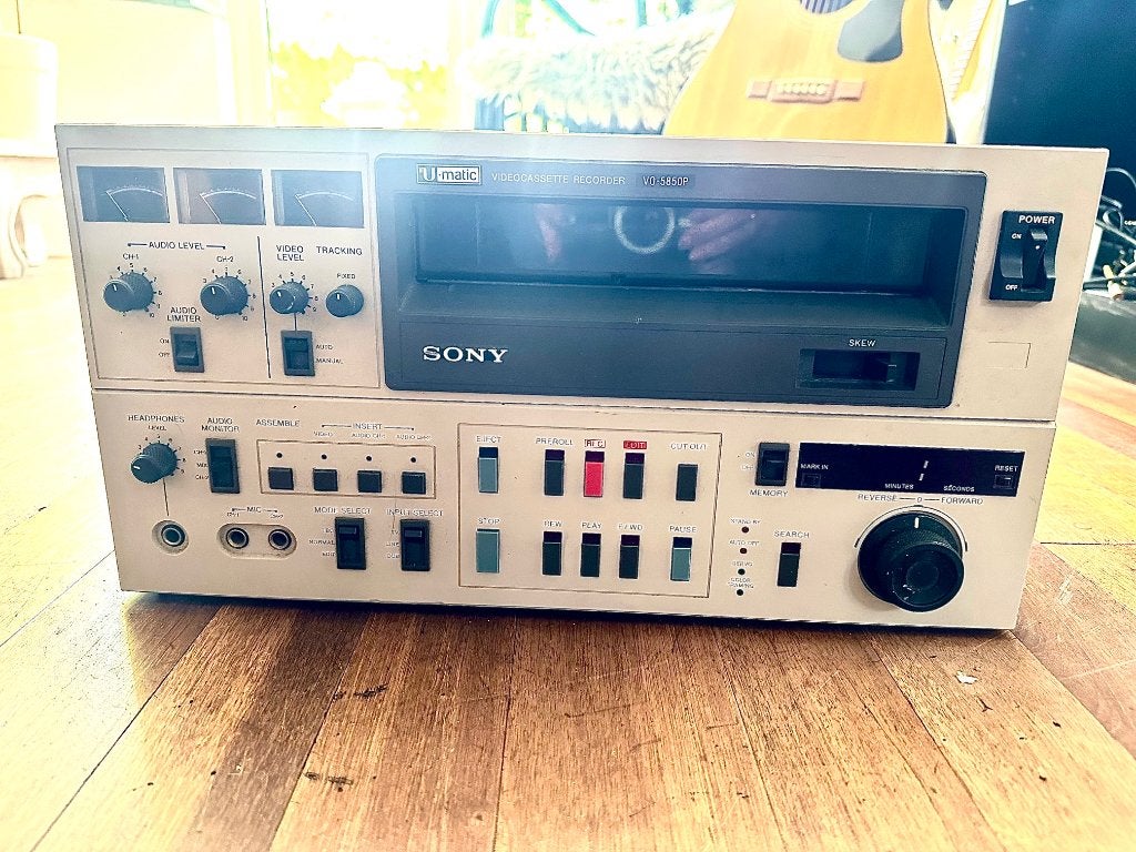 Sony VO-5850 U-matic videorecorder. Defect., Ophalen, Niet werkend, Overige typen