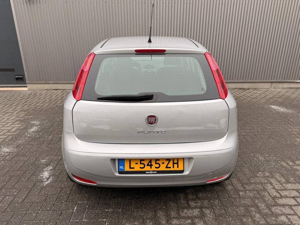 Fiat Punto Evo 1.2 Lounge Nieuwe koppeling|Elektrische ramen, Voorwielaandrijving, 1005 kg, 4 cilinders, 400 kg