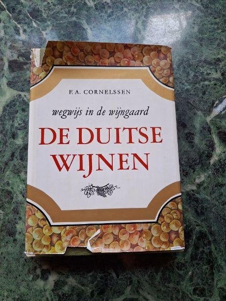 Boek  wegwijs in de Wijngaard / De Duitse Wijnen, Boeken, Ophalen of Verzenden, Gelezen