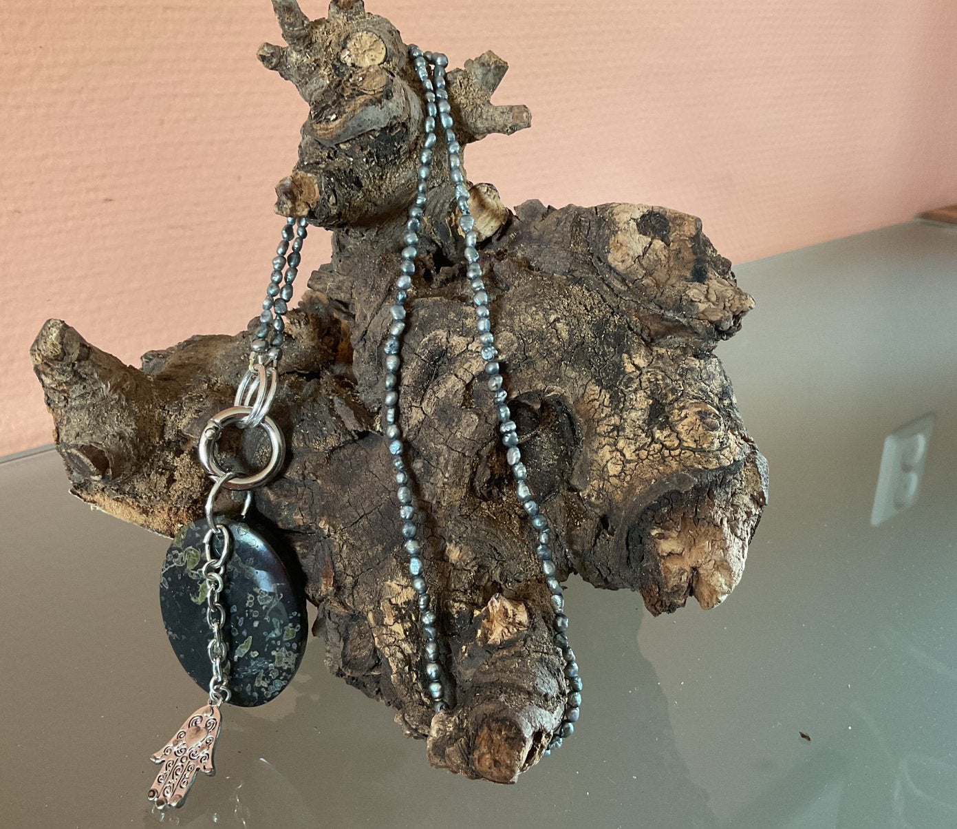 Ketting metbzoetwaterpareltjes en jaspis hanger, Sieraden, Tassen en Uiterlijk, Kettingen, Nieuw, Ophalen of Verzenden, Steen of Mineraal