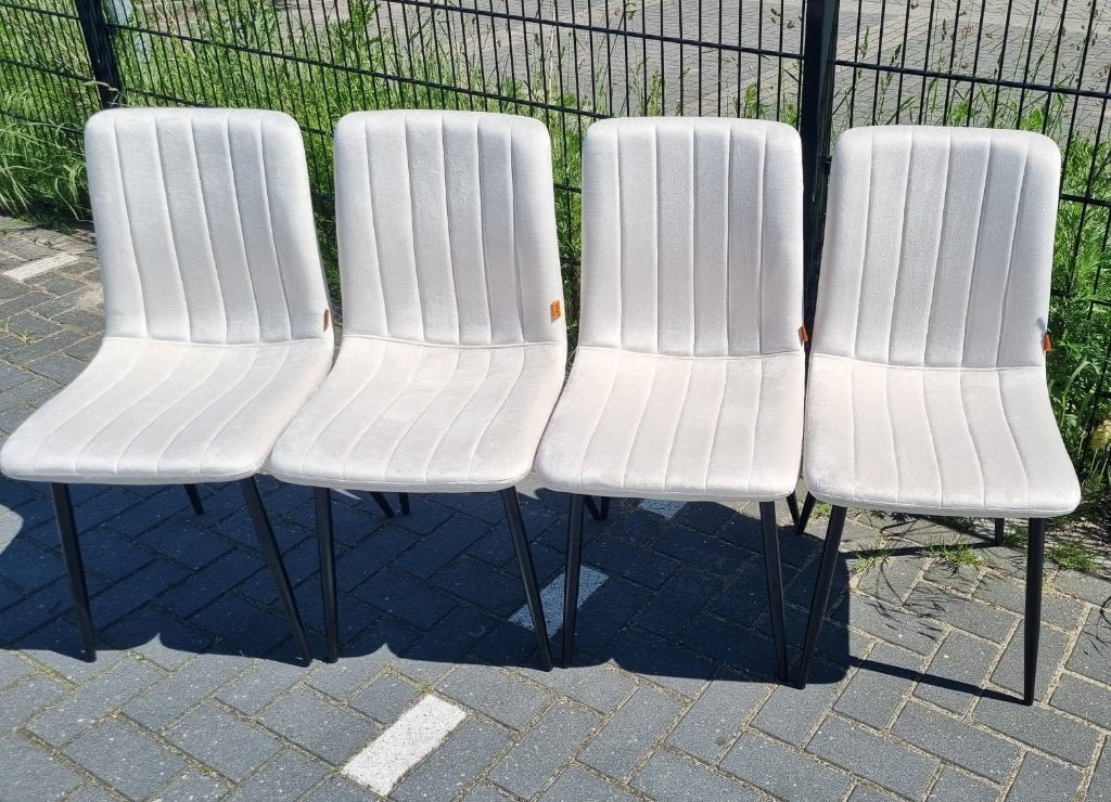 Grote partij crème eetkamerstoelen – €120 per 4 stuks, Ophalen, Nieuw, Vijf, Zes of meer stoelen