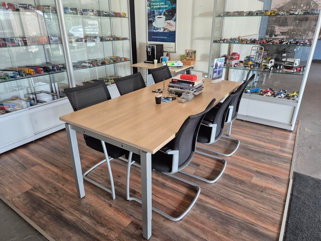 Tafel + stoelen zithoek, Ophalen