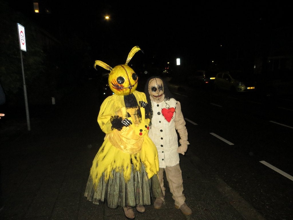 pokemon picatu miniQ maat 146 halloween kostum, Ophalen of Verzenden, Zo goed als nieuw, 146 t/m 152, Meisje